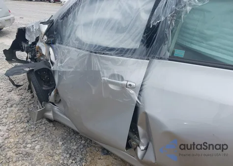 2010 Toyota Corolla S из США, поврежденный, VIN 2T1BU4EE5AC255226